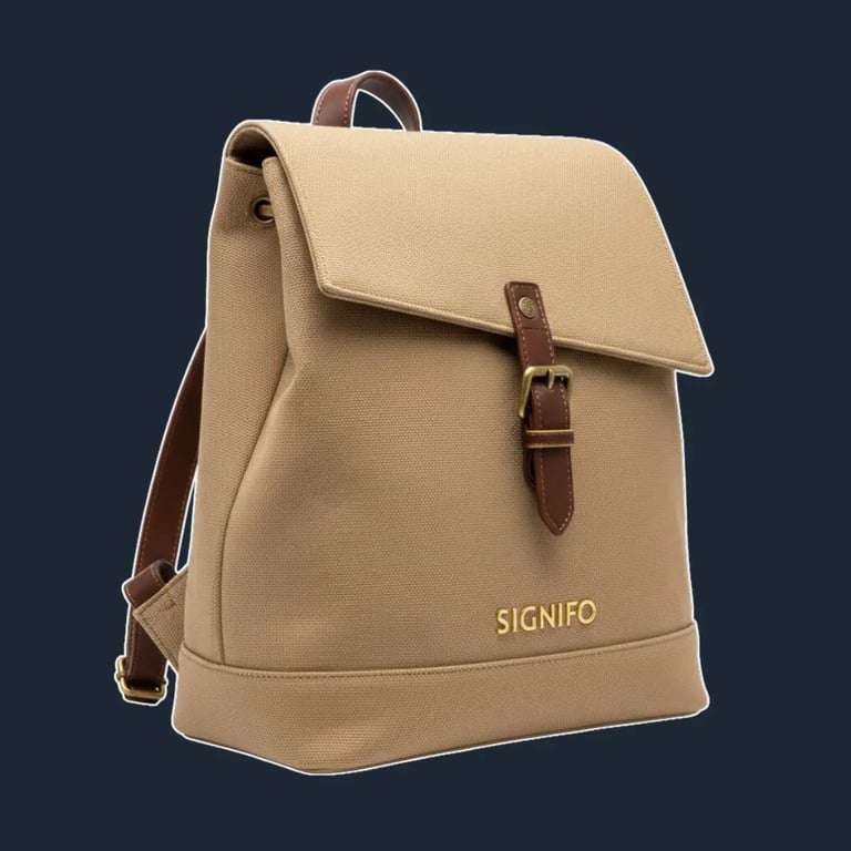 Tas ransel "Dune Voyager" Signifo kanvas Camel Cream dan detail kulit cokelat.