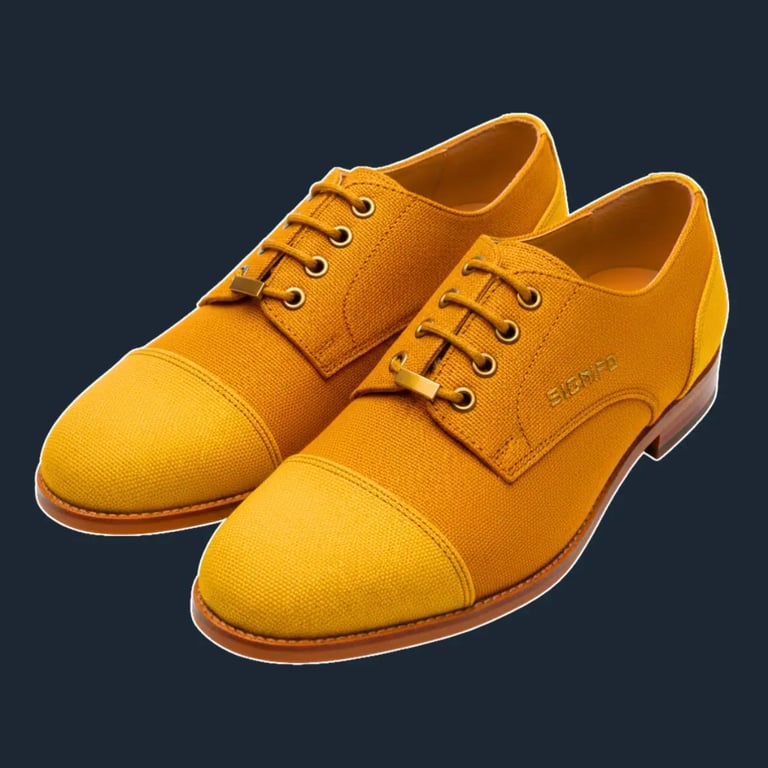 Sepatu oxford "Auereate Stride" Signifo kanvas Marigold Yellow dengan detail jahitan.