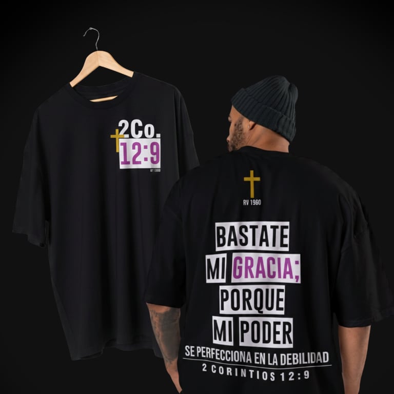 Remera negra premium Escrito Está diseño urbano.
