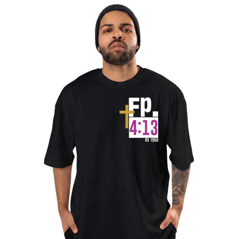 Remera negra premium Escrito Está diseño urbano.