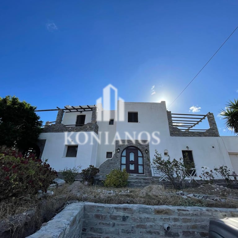 house for sale at Kamares Paros