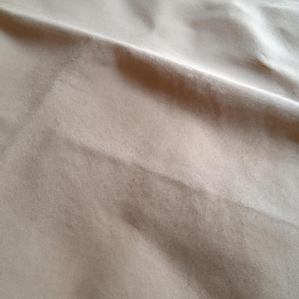 Šviesiai rudas audinys