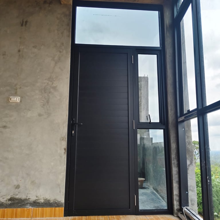 <img src="partisi-aluminium.jpg" alt="Partisi Aluminium Estetik dan Fungsional - Dzalfa Jaya Alumini