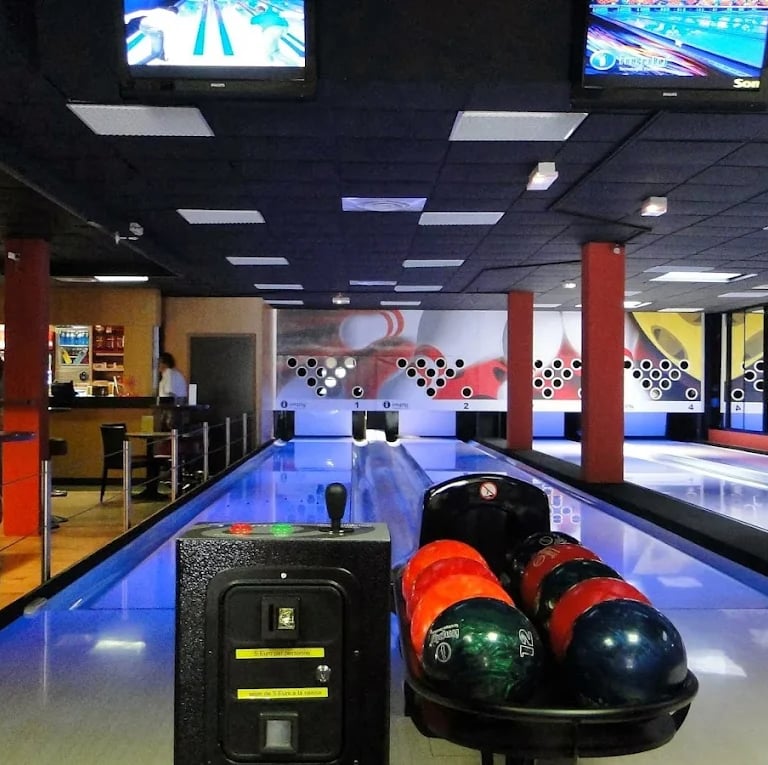 Ty Bayon - Activités pour vos P'tits Loups - La Galerie Bowling Billard Bar