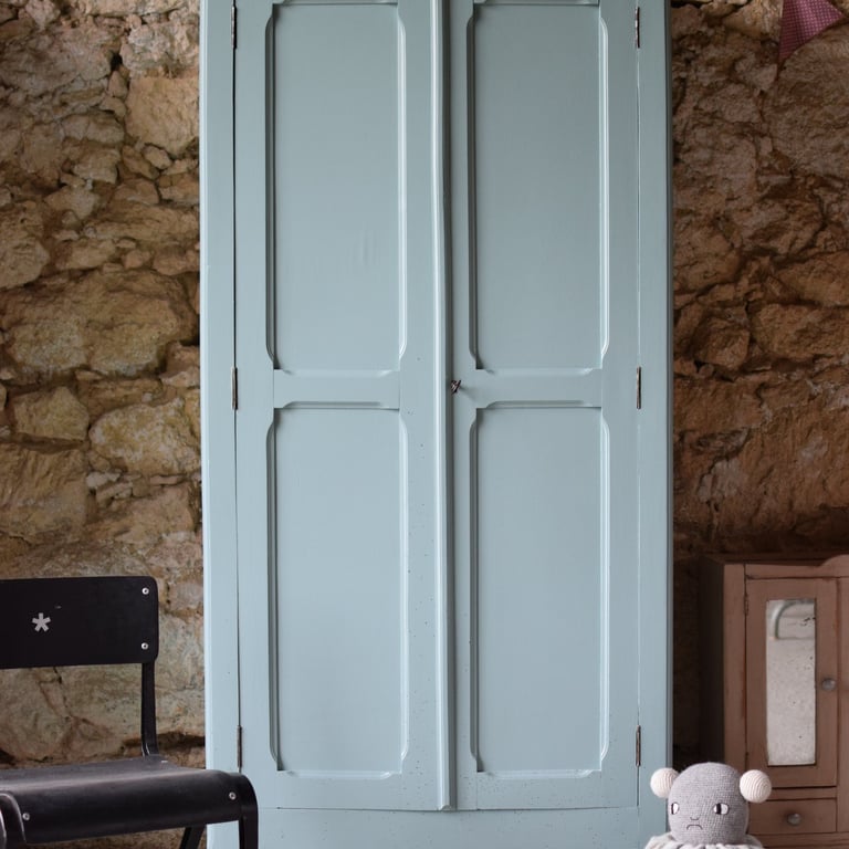 armoire parisienne 