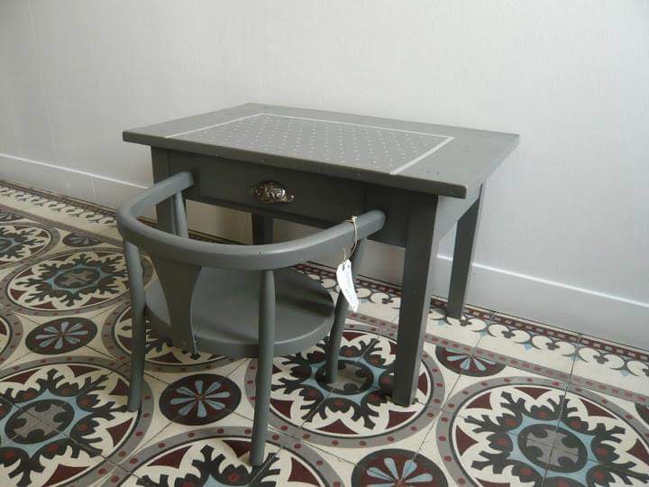 Bureau et chaise enfant vintage