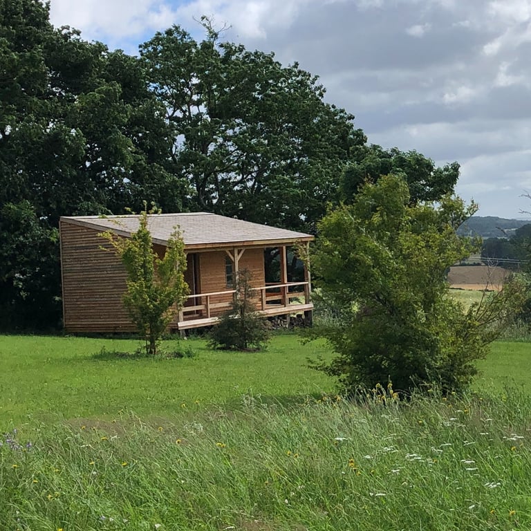 Cabane en Bois construction par Hojoki Cabanes, Belleme, Perche
