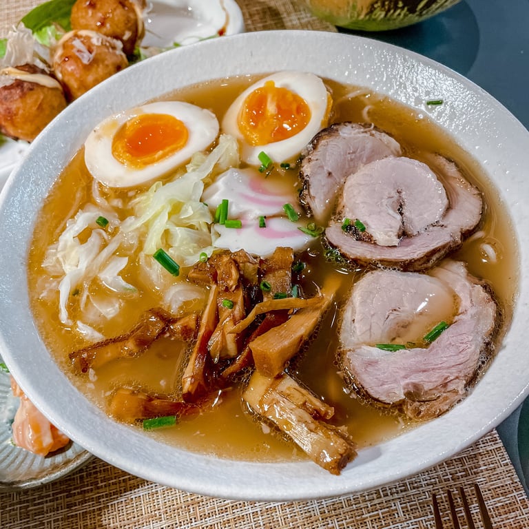 Neko Bento & Ramen | © Cookingwiththehamster