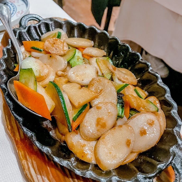 Yu Zhou | © Cookingwiththehamster