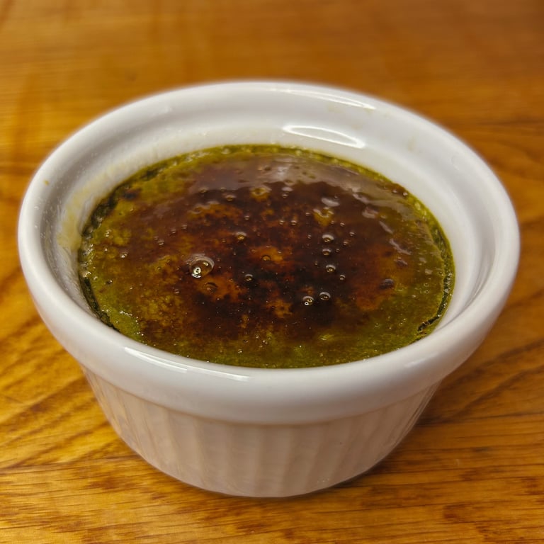 Matcha creme brulee al panettone | © Cookingwiththehamster