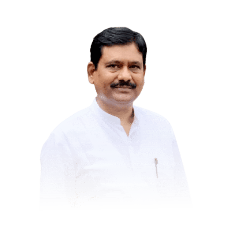 Prabhu Pattadar complements the founding team with forward-looking vision.