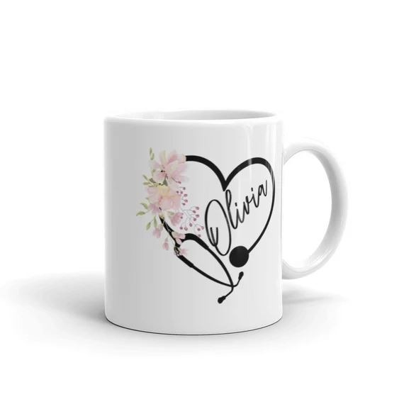 En AvantiRed creamos graficos en tazas personalizables