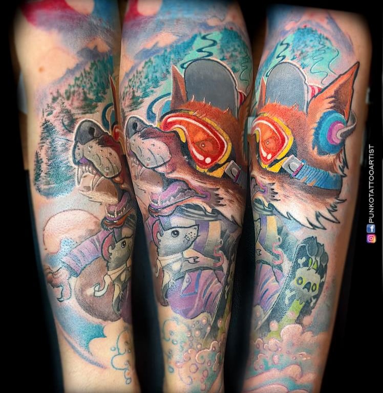 tatuaje de zorro haciendo snowboard