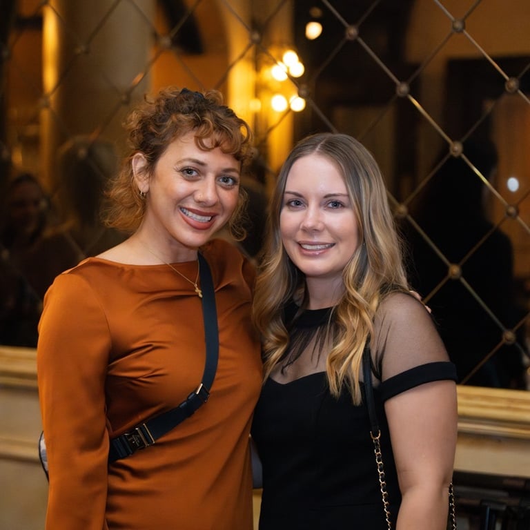 NaliniKIDS supporters at benefit.