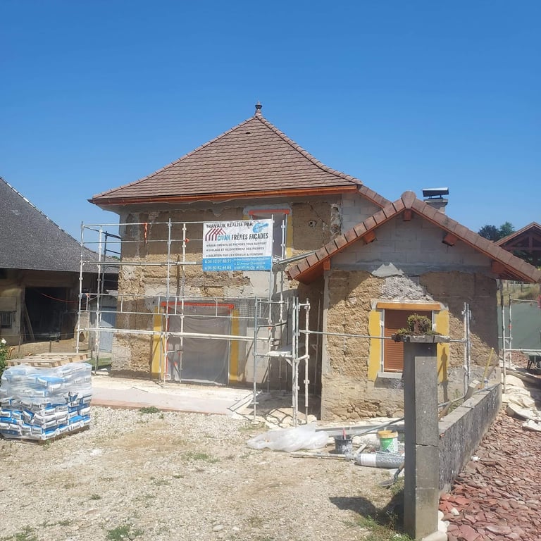 Spécialiste en rénovation de façade à Bourgoin-Jallieu – travaux de qualité sur maisons anciennes