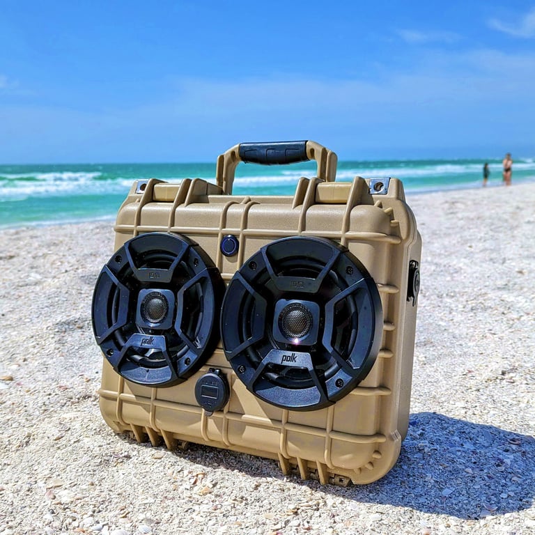 chillantix advernture boombox cranking stick figure on the beach