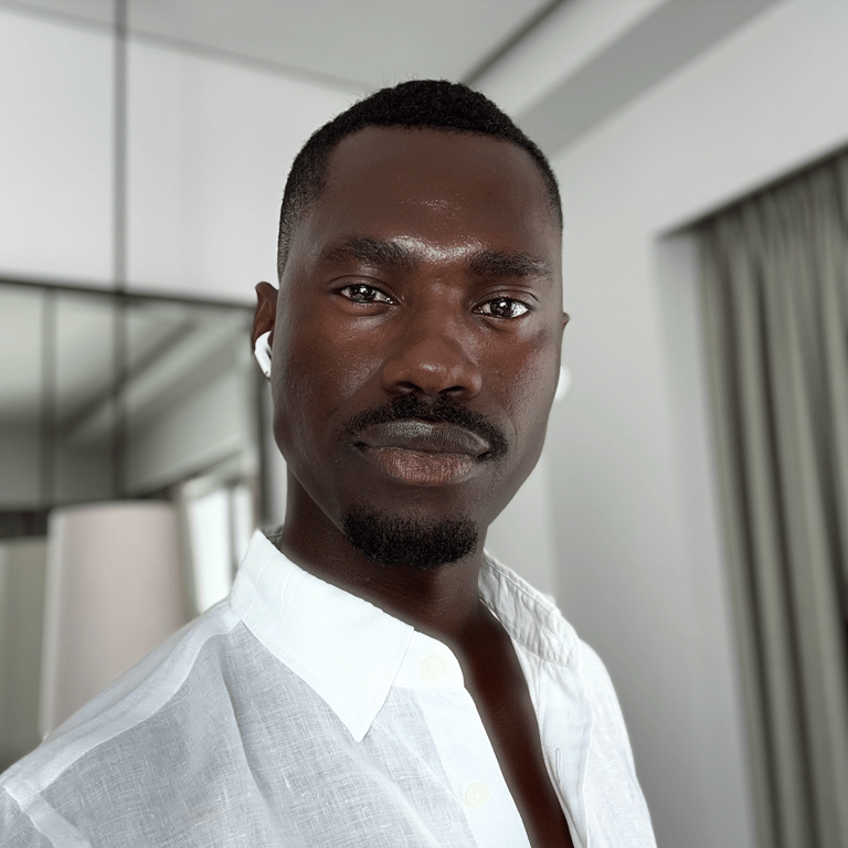 Kelly Dowd, Visionary Author