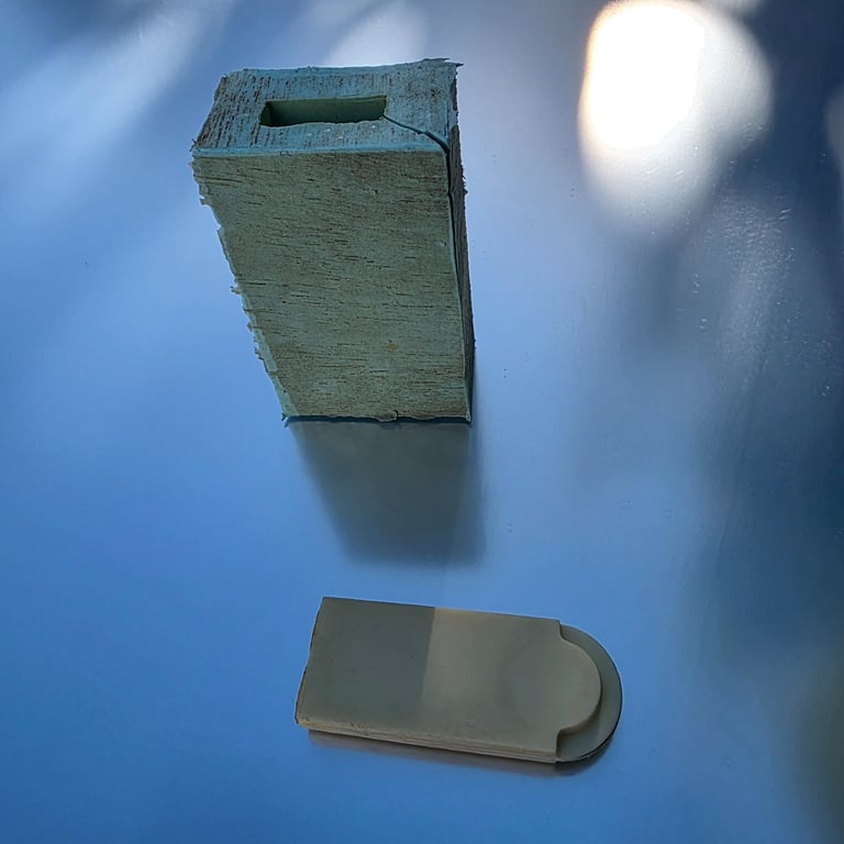 LaPenna lamp bracket half with silicone mold