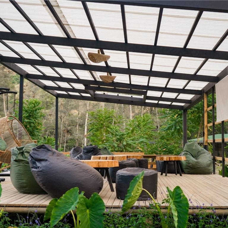 restaurante, en medio del campo,, cantos del Rio