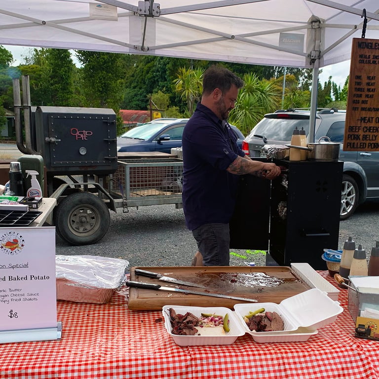 kerikeri night market - Wingless Angel BBQ