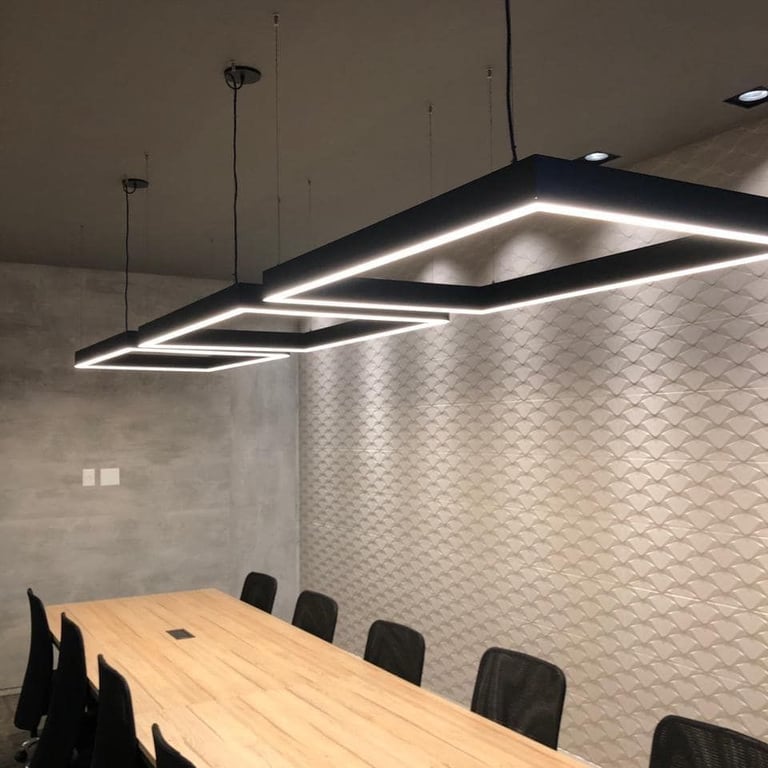 Instalación de iluminación para oficinas