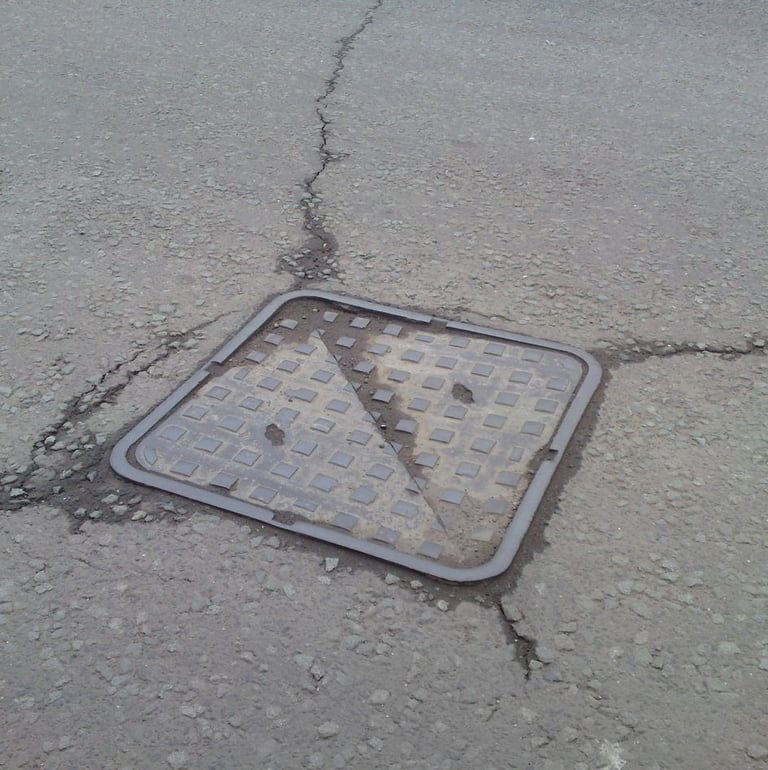 Manhole Drain Chamber Ironwork pre-repair