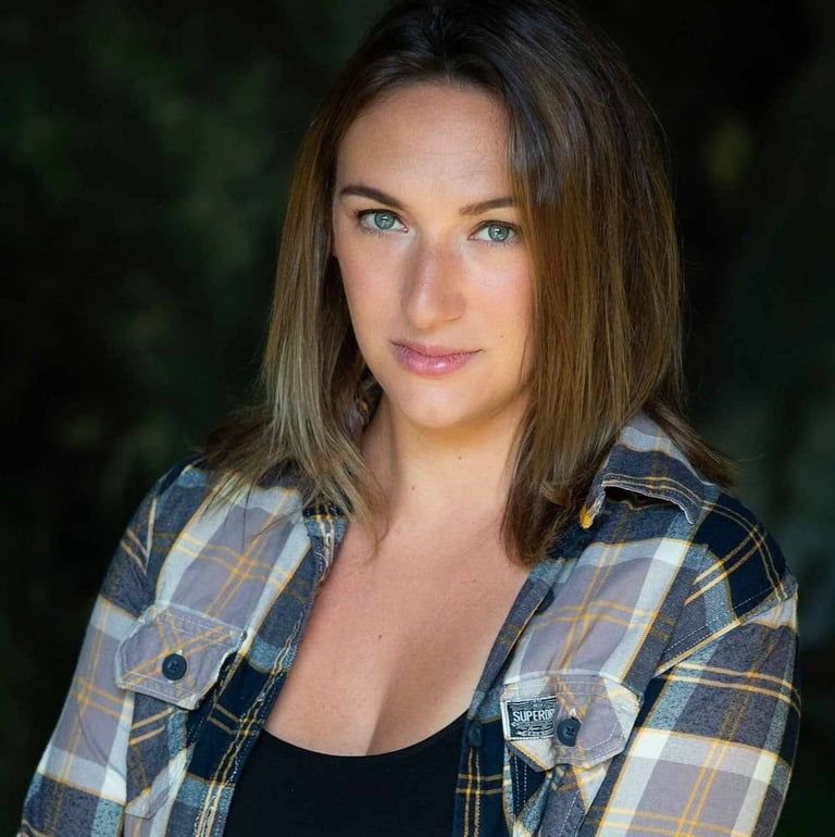 Adeline Delhez, Ostéopathe D.O.