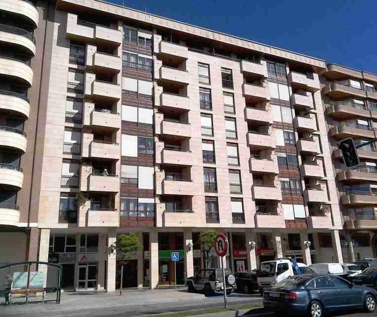 Servicios de administración de fincas y comunidades con presupuesto claro en Cantabria