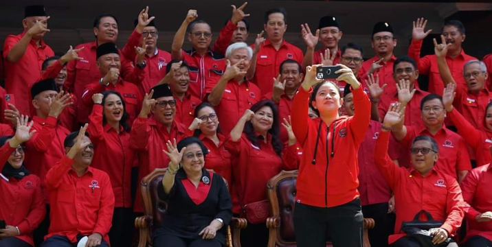 a man in a red jacket and a woman in a red jacket