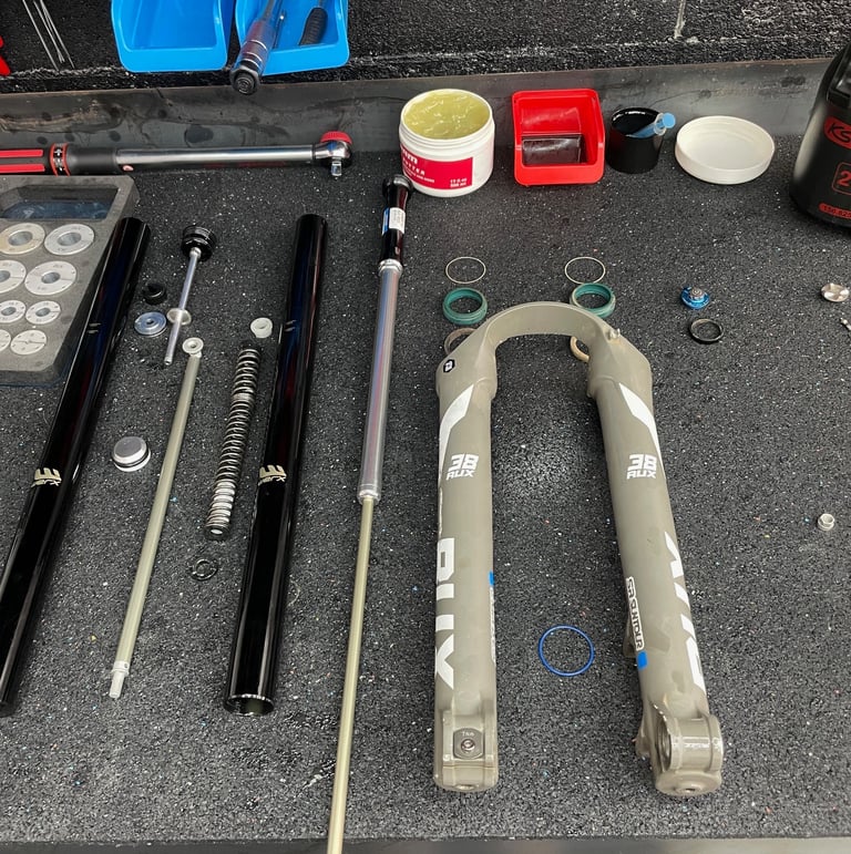 fourche sr suntour entretien