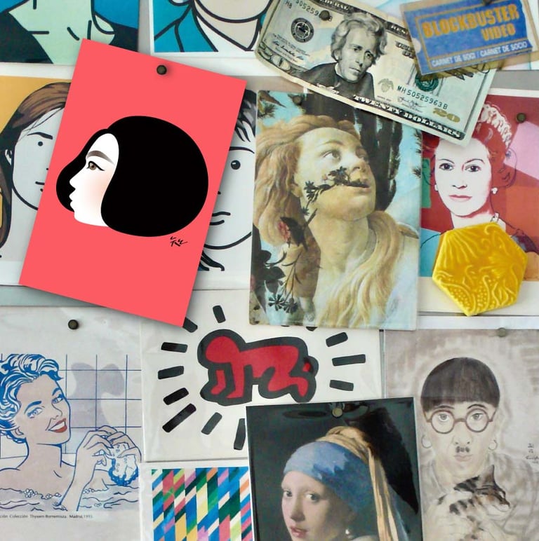 retrato de Tomo Iida con sus postales a fondo