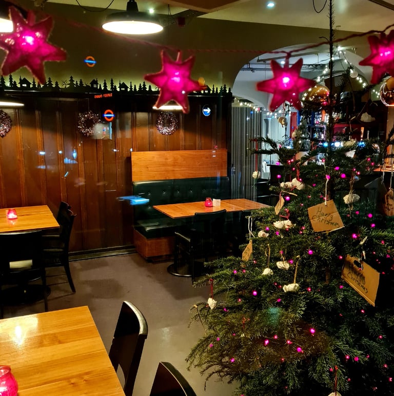 Christmas Day at The yellow house