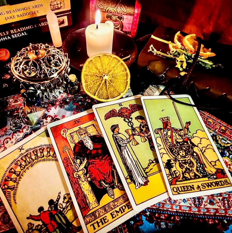tarort cards and candle