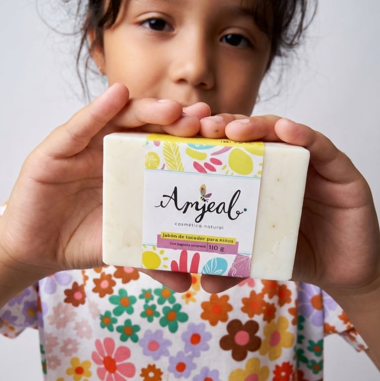Jabón para niños natural Amjeal