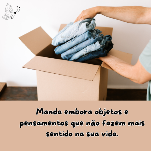organizando as roupas e pensamentos