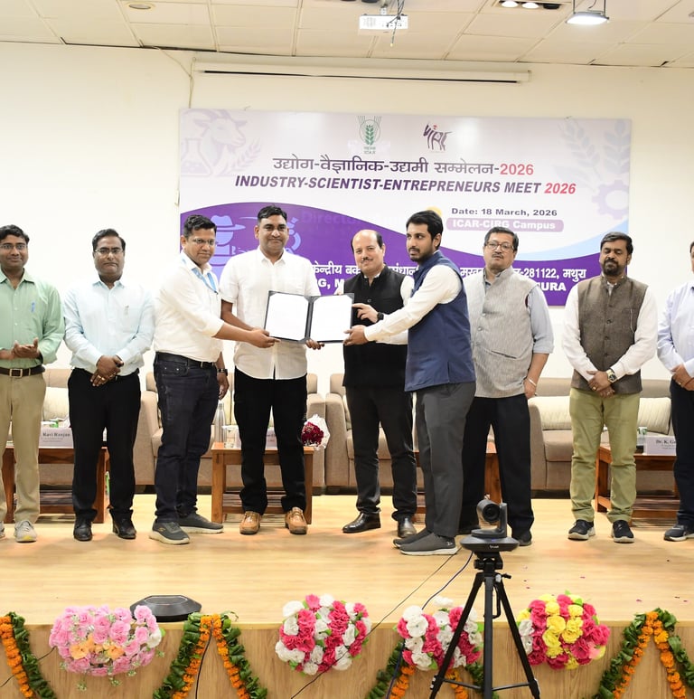 Dignitaries presenting a certificate at the Industry-Scientist-Entrepreneurs Meet 2024 at ICAR-CIRG campus.
