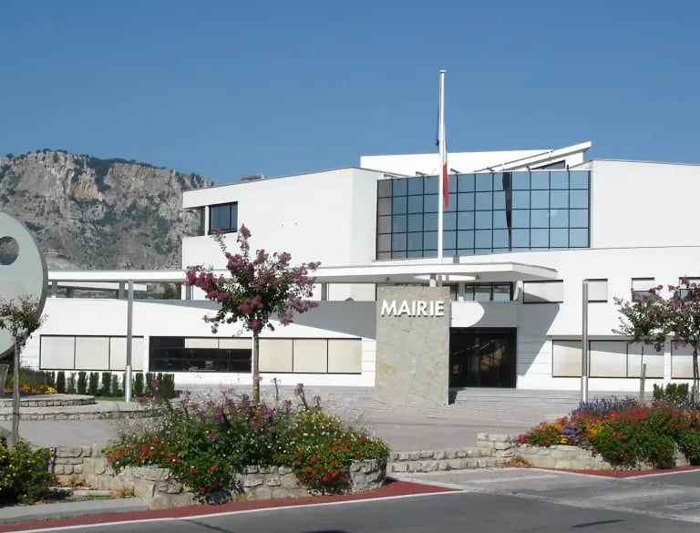 De la Mairie à votre domicile, PC07 couvre tous vos besoins informatiques sur Guilherand-Granges et