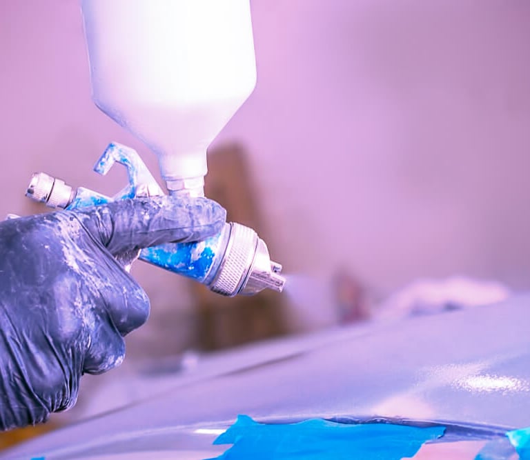 lakierowanie elementów plastikowych