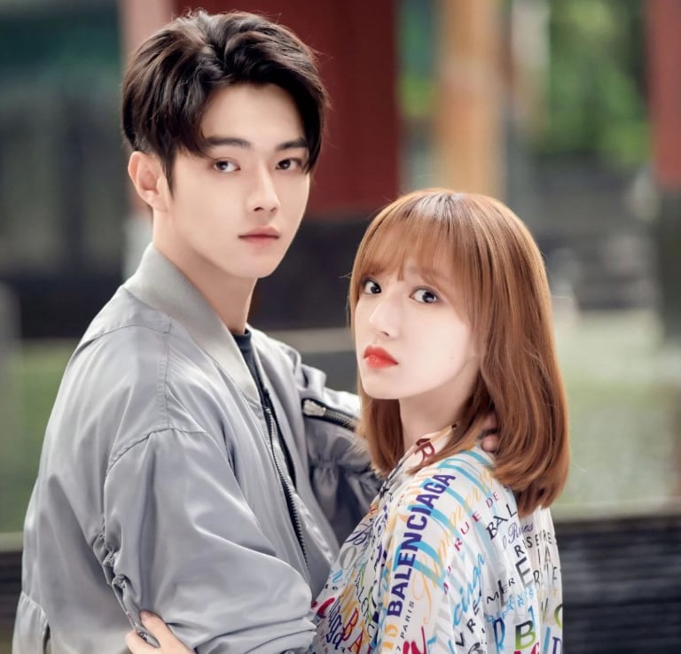 Falling into Your Smile – Mergulhando em Seu Sorriso - 你微笑时很美 - C-Drama - E-sports - DoramaLand