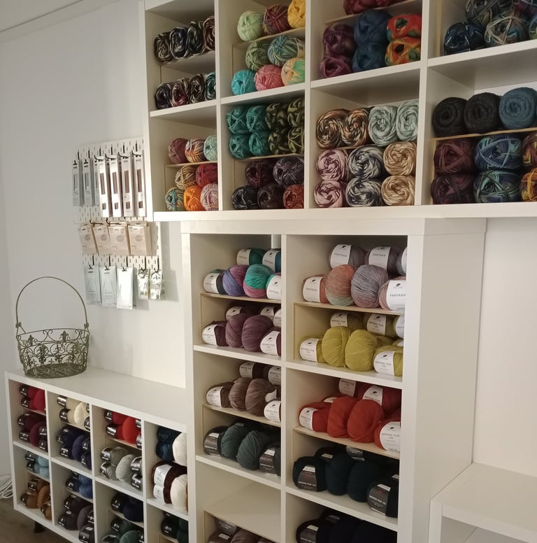 Ein Blick auf unser Regal - klein aber fein !