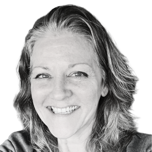 a woman with a smile on her face
