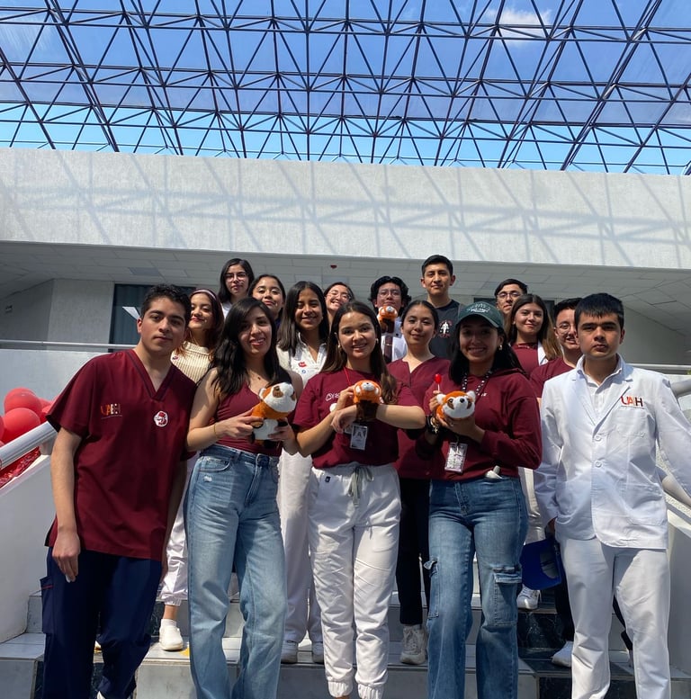 Equipo SCOMP en feria de comités