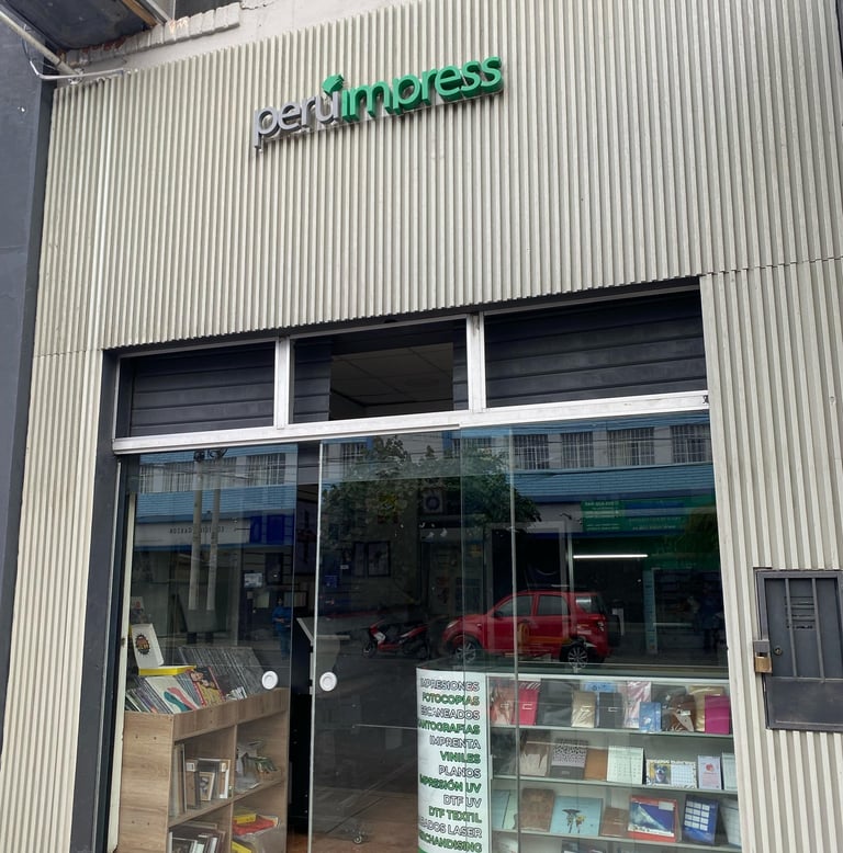 tienda de gigantografías en lima banner y vinilo