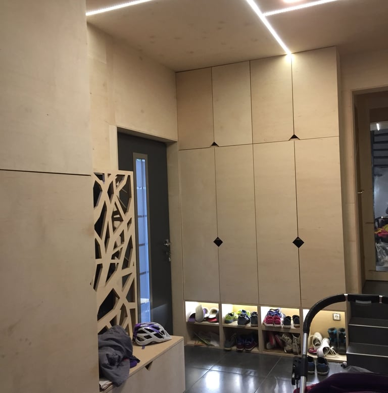 Aménagement d'intérieur. Meubles intégrés conçus sur-mesure.