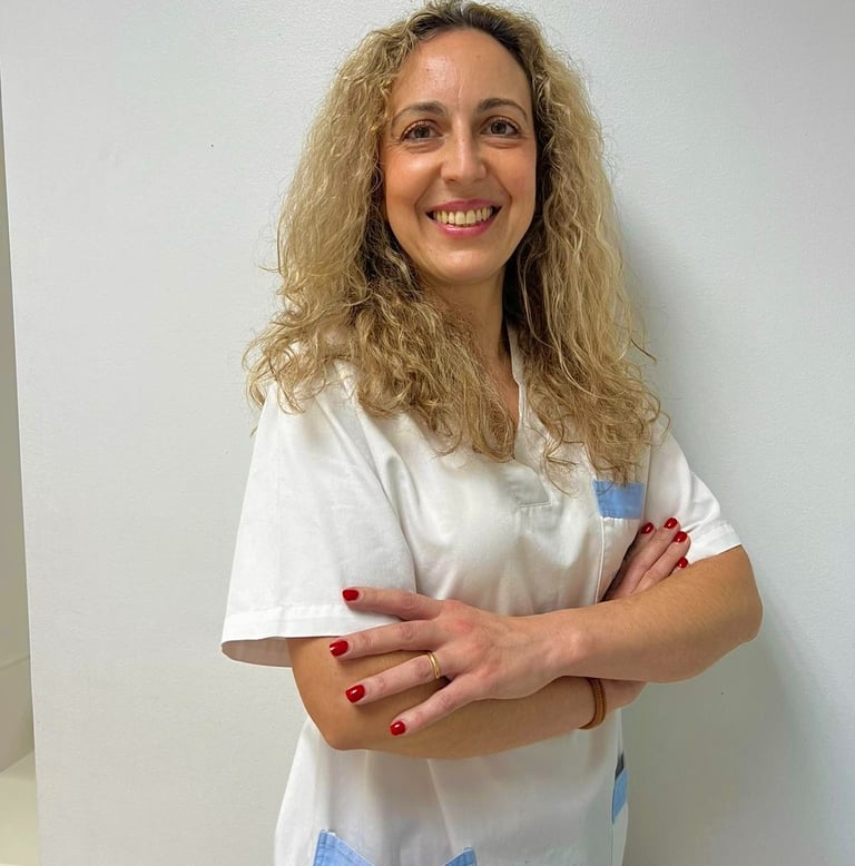 Dra. Ana da Ponte, especialista em Facetas dentárias em Setúbal.