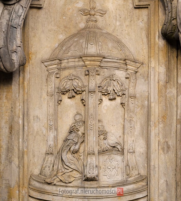 Pierwsza scena przedstawia spowiedź królowej Zofii, żony króla Czech Wacława IV Luksemburskiego.