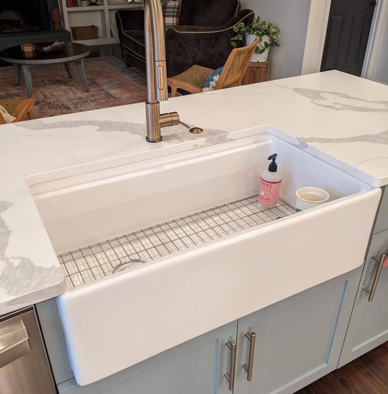 farm house sink with faucet