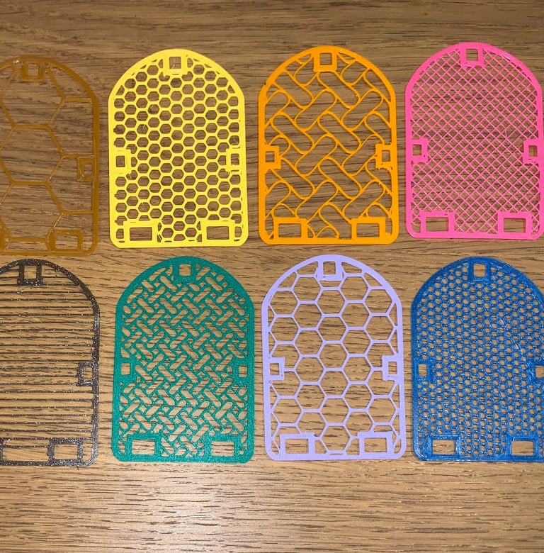 Single color patterns for insert plates