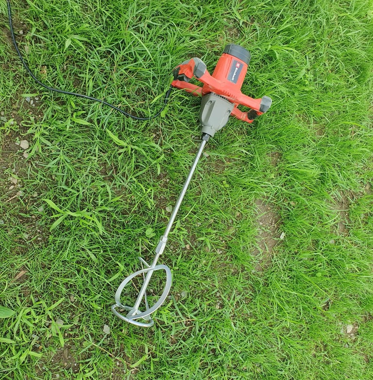 Malaxeur béton, colle, ciment à louer PAU