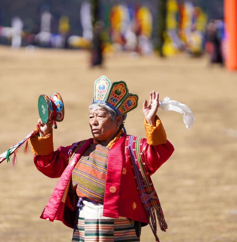 Bhutanese-women-performing-Buddhist-ritual-of-healing